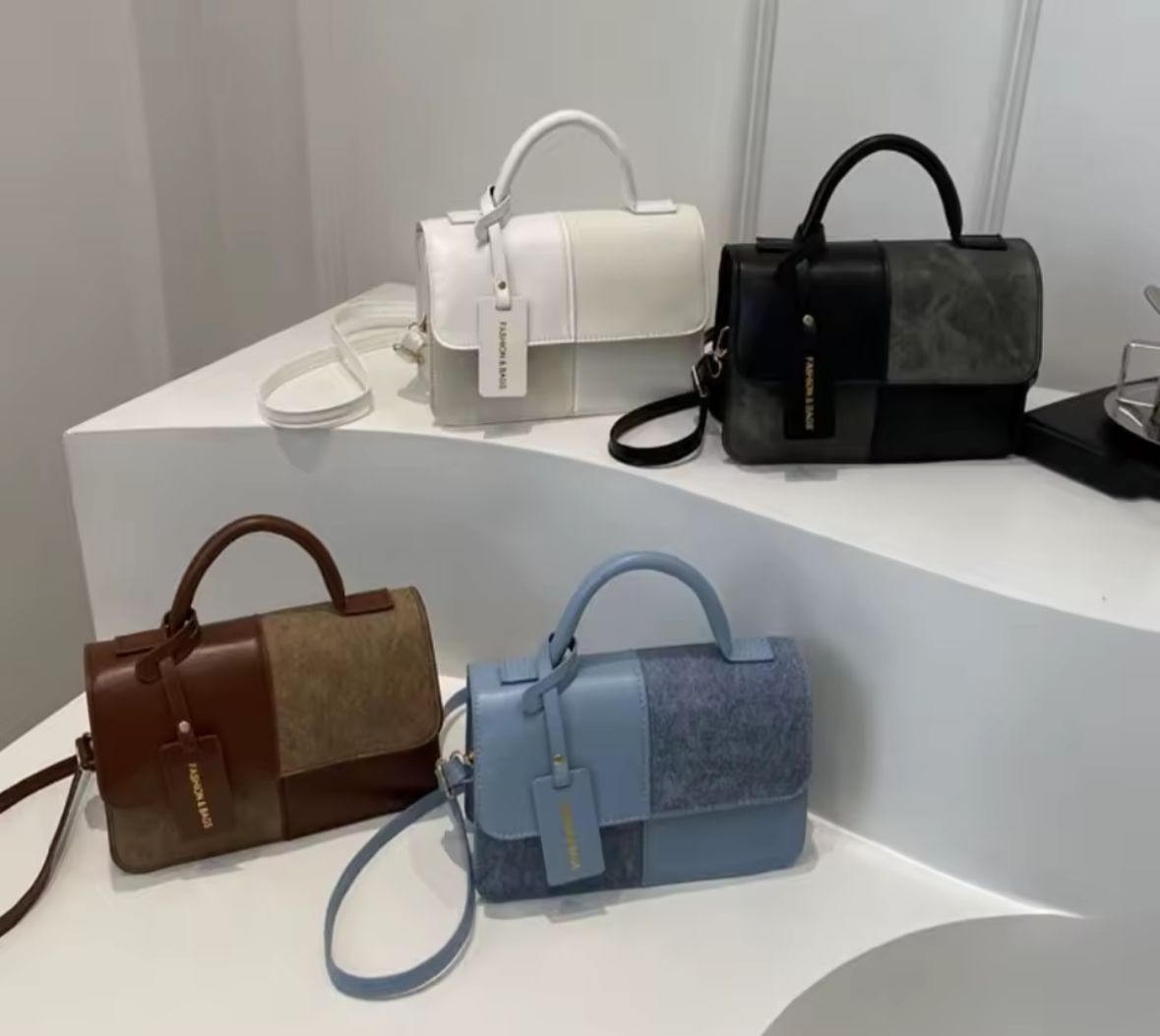 CARTERA CASUAL